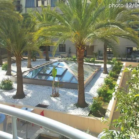 Apartament Fleurs Nicea