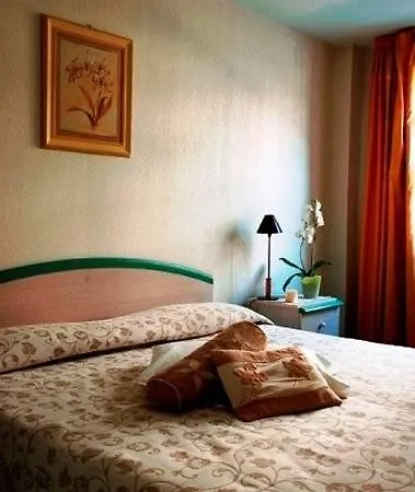 Fleurs Apartmán Nice